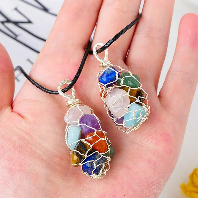 Wholesale natural healing stones seven chakra crystal gravels net pocket crystal pendant