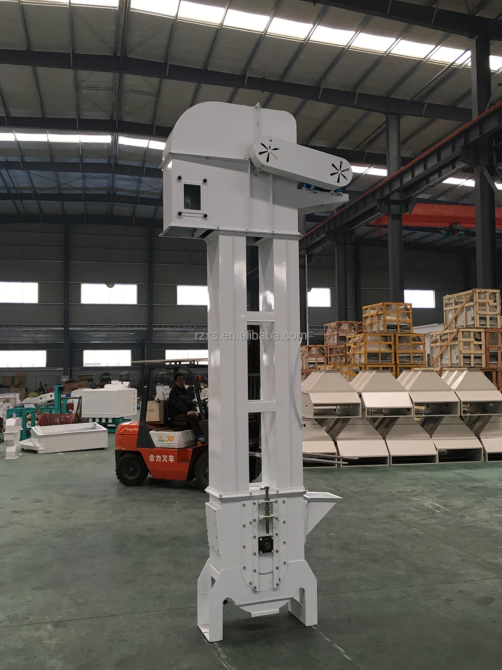 TDTG26/13 wholesale price rice mill grain processing machine centrifugal discharge maize wheat bean feed bucket elevator