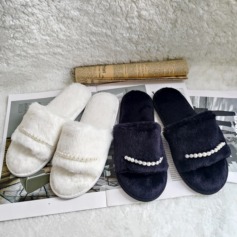 Wholesale cost-effective autumn and winter couple letter plush slippers custom logo color