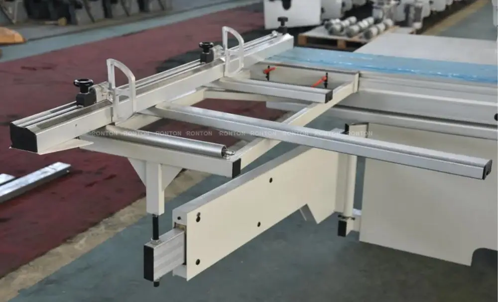 Wood panel cutting saw machine made in china