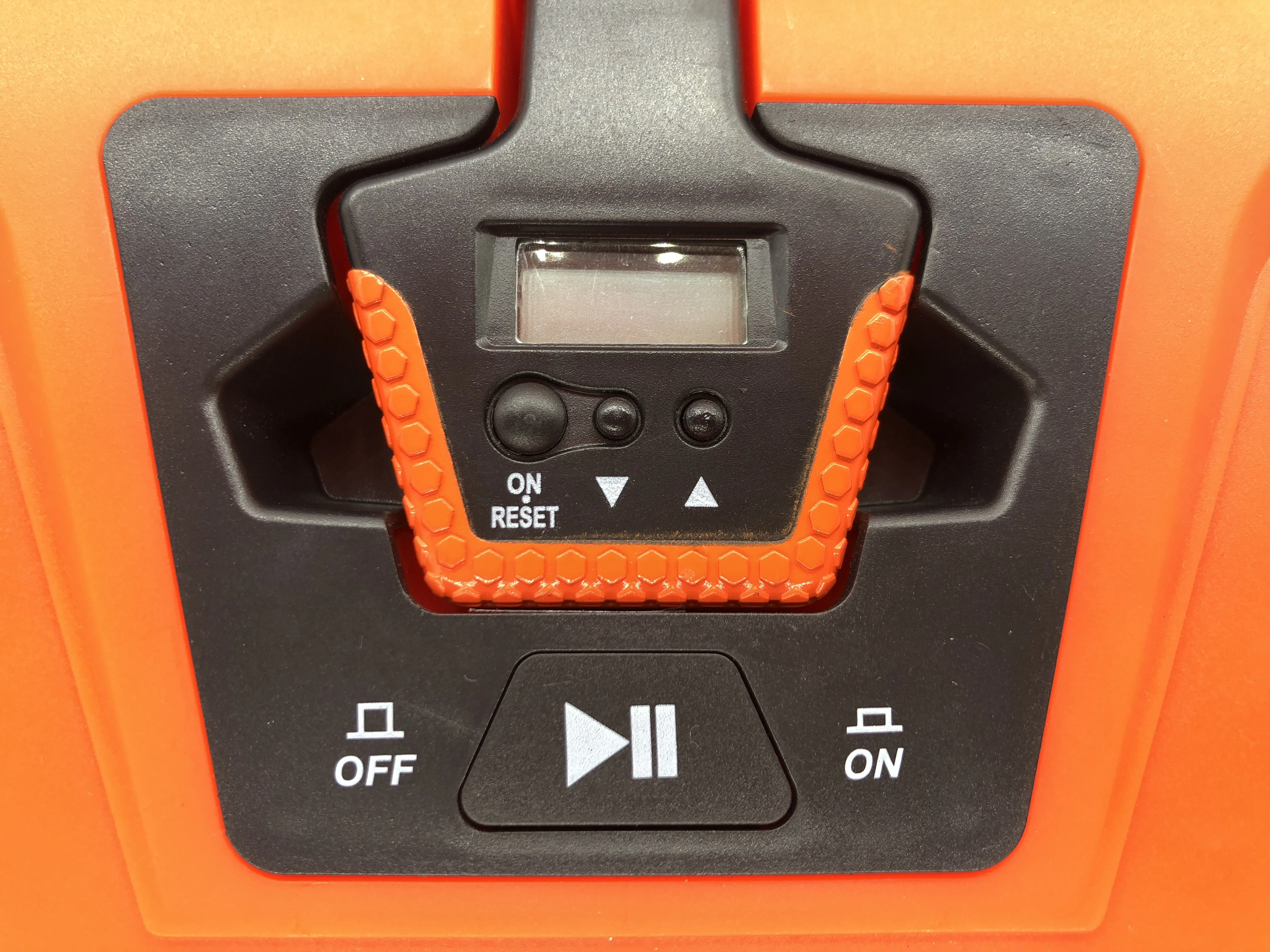 Portable DC 12 volt mini square car air compressor tire inflator pump with digital tire pressure gauge