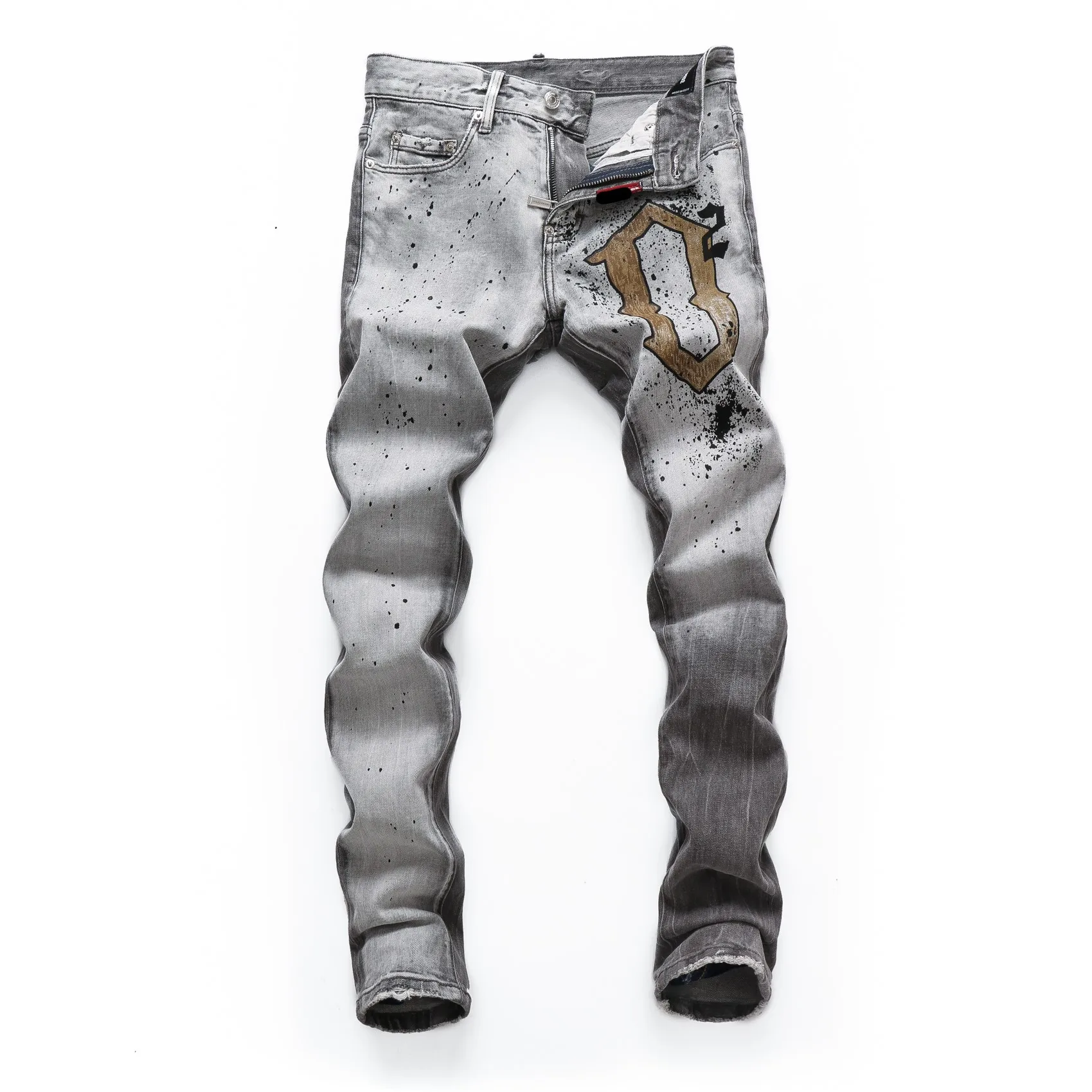 Мешковатые джинсы джинсовые сложены jeansDesig