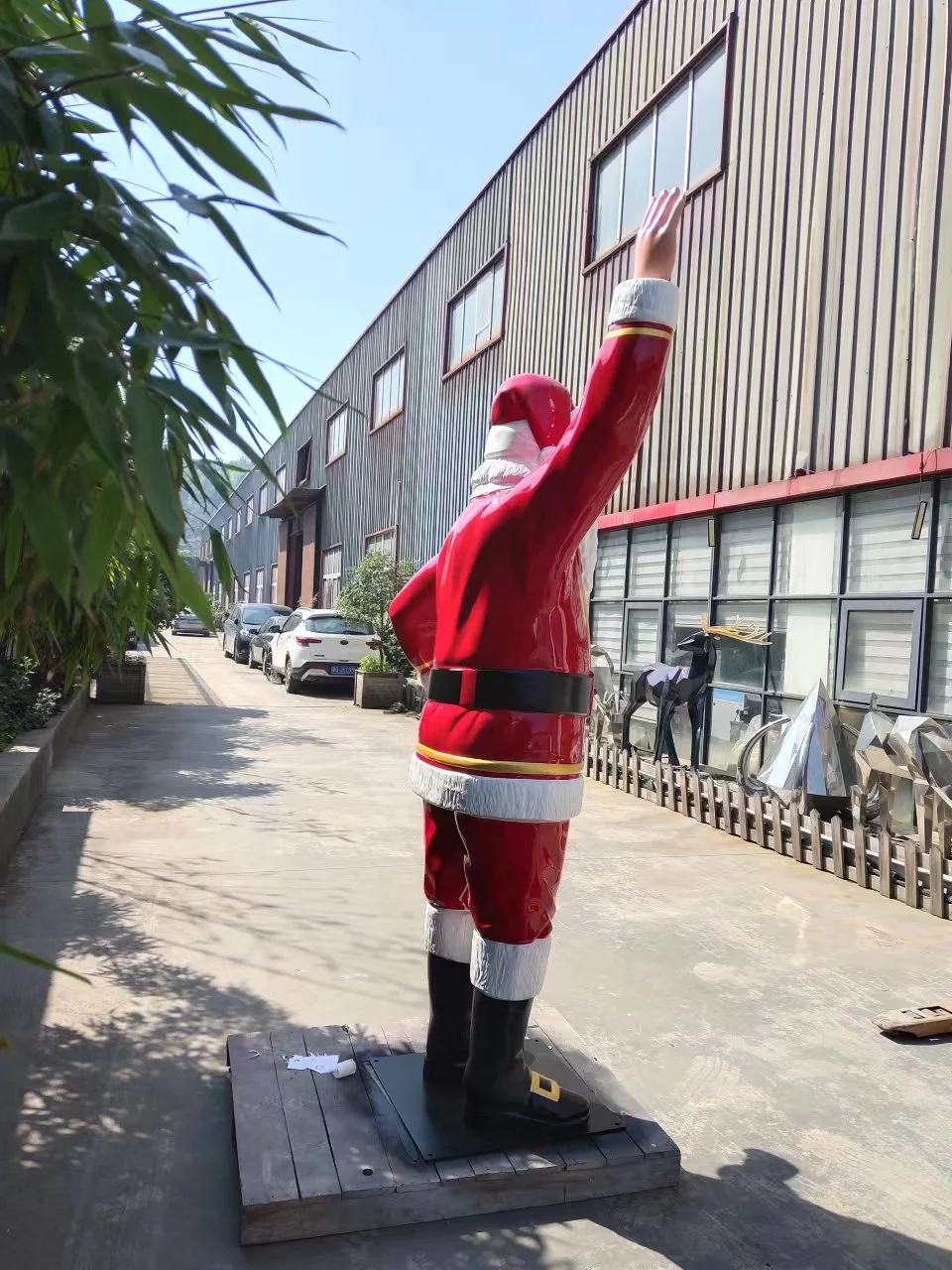 Santa claus fiberglass sculpture fiberglass custom made sculpture