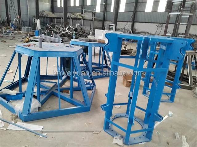 rotating bee rides2.jpg