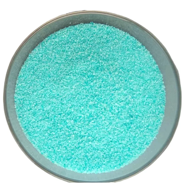 Водорастворимое удобрение 20-20-20 + Te синего цвета