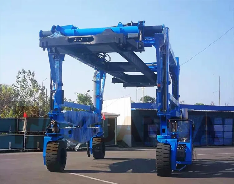 20ft 30ft 40 feet Container Crane Lifting Equipment straddle carrie container lift 35ton Multi-functional Straddle Carrier