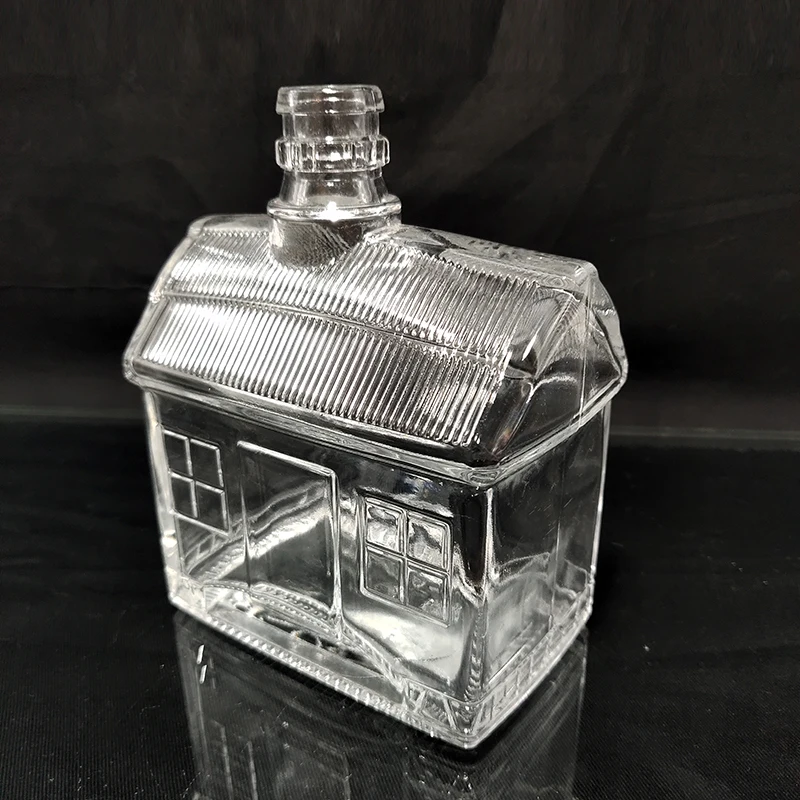 Crystal Wine Whisky Liquor Alcohol Unique house shape Wine Bottle