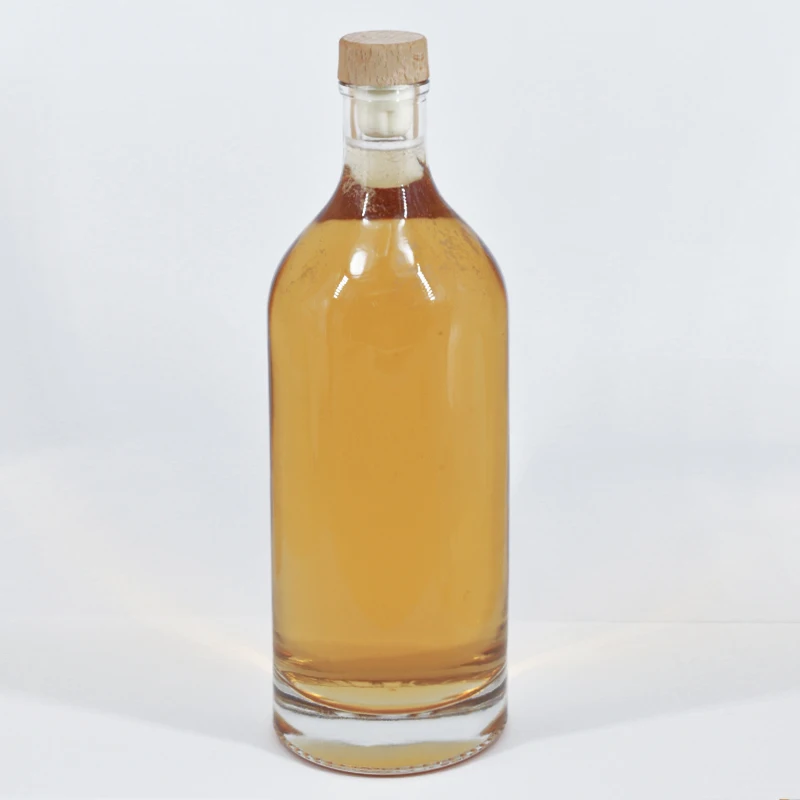 Chinese Factory Wholesale Empty Glass Bottle 500ml Glass Wine Bottle With Cork For Whiskey