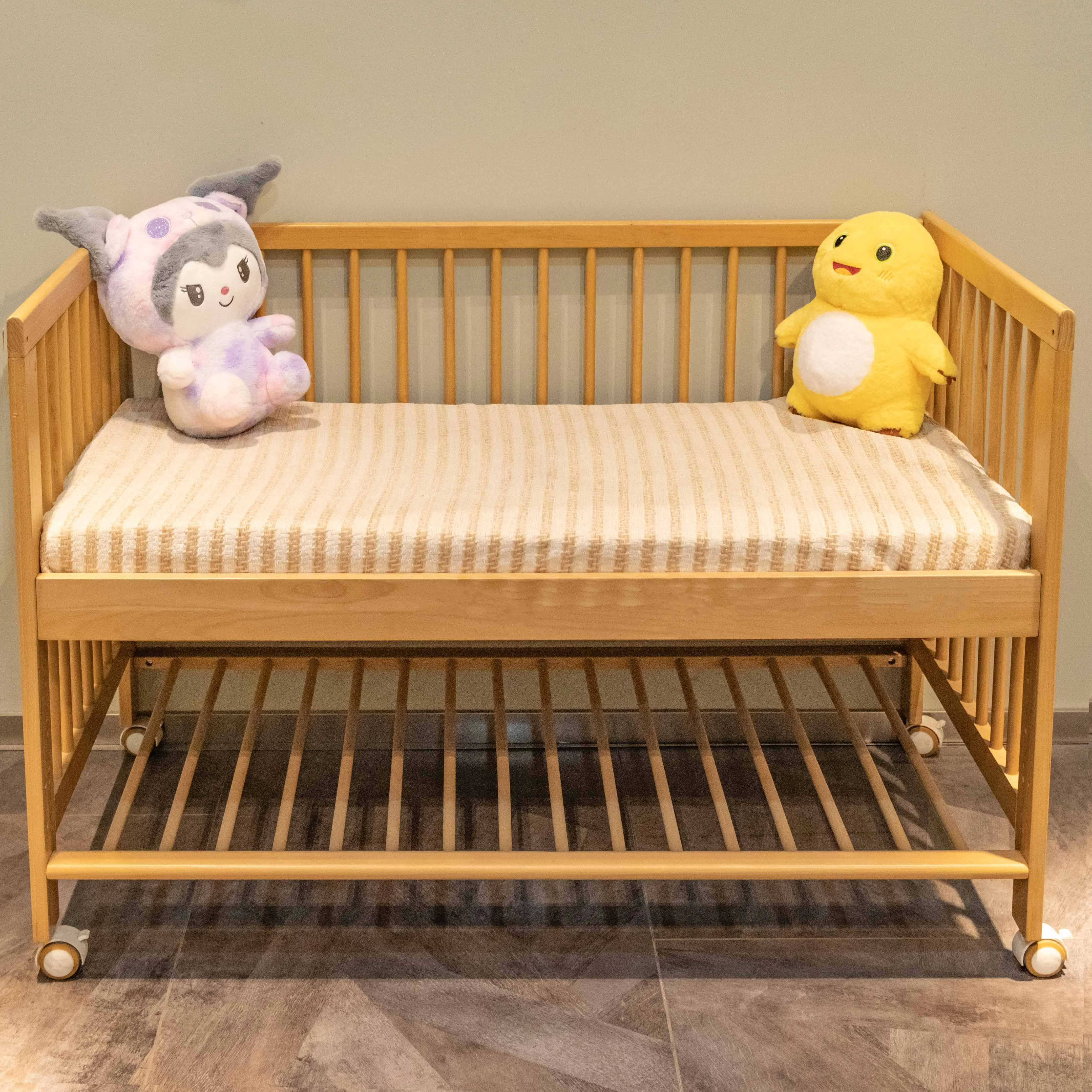 Wholesale Montessori Kindergarten Preschool Wood Single Bed For Kids Rest Bed Daycare Furniture Kids cribs Wooden crib set