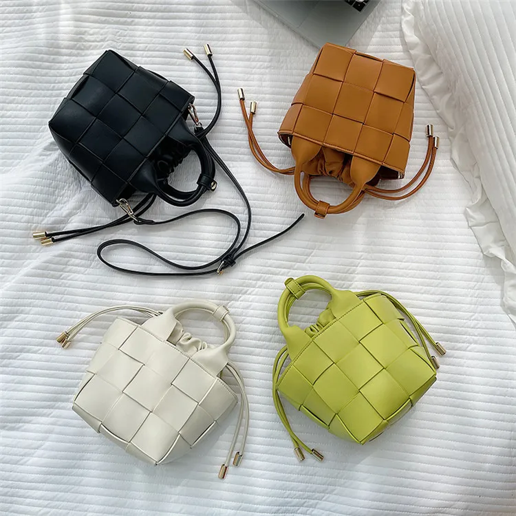 Low MOQ Luxury Leather Craft Purse PU Leather 2 in 1 Set Woven Bag Women Crossbody Bag