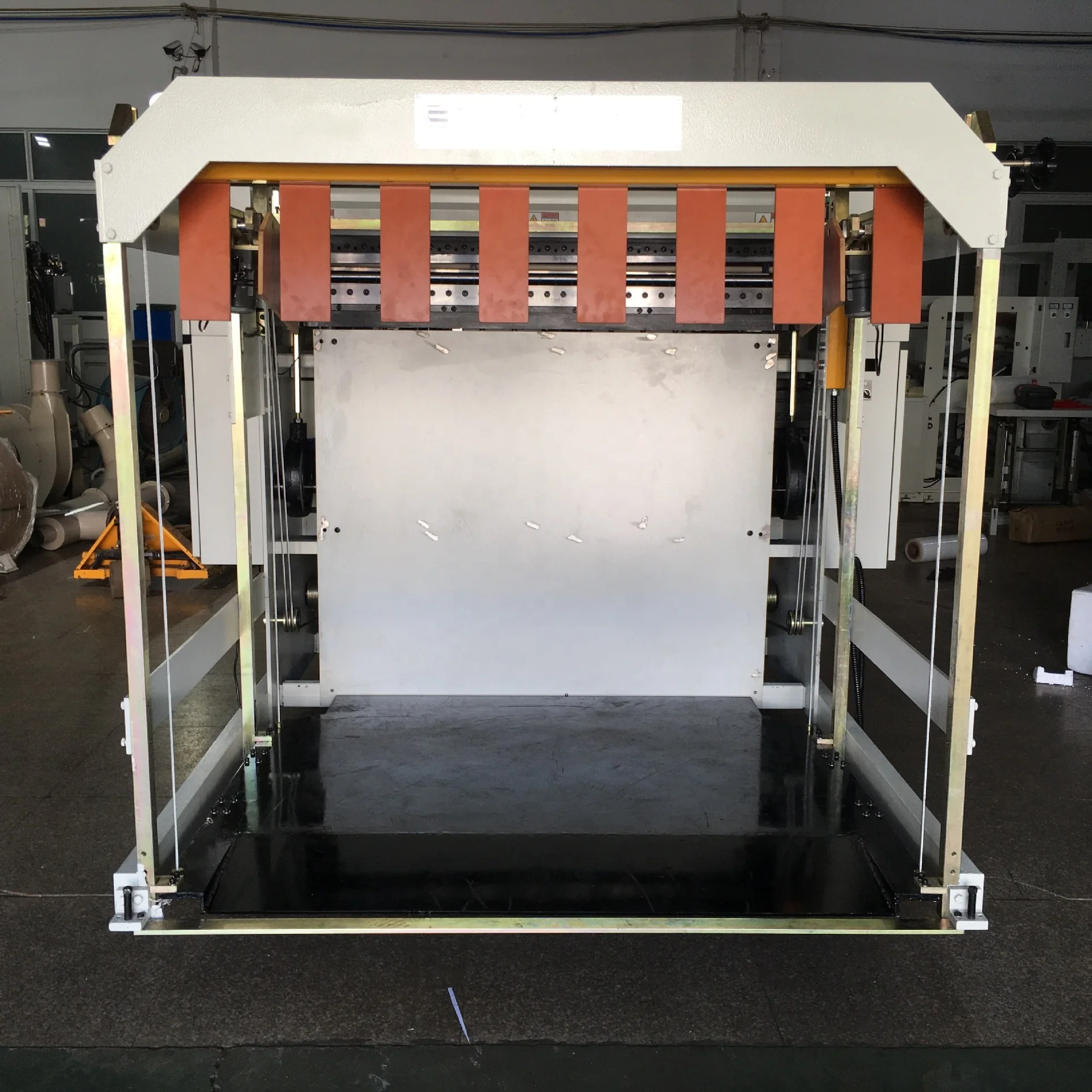 CE стандарт Китай Автоматическая высокоточная маленькая машина для резки бумаги цена