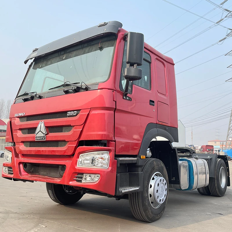 Hot sale howo 4x2 4x4 6 tires tractor truck for 20 ft container transportation