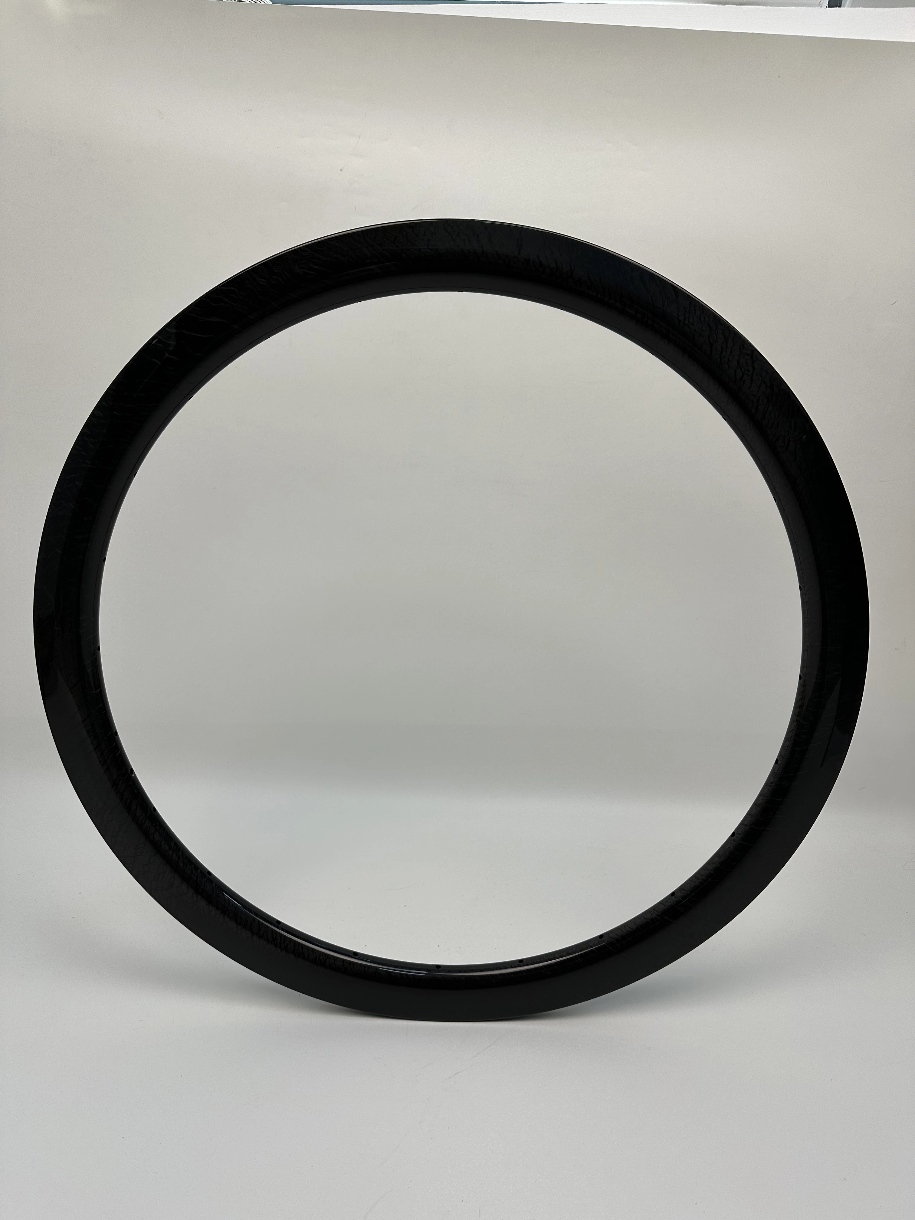 New Designer 700c Carbon Spoke Wheelset Carbon Rim Brake Ceramic Bearing Road Bike China Disc Brake Wheelset