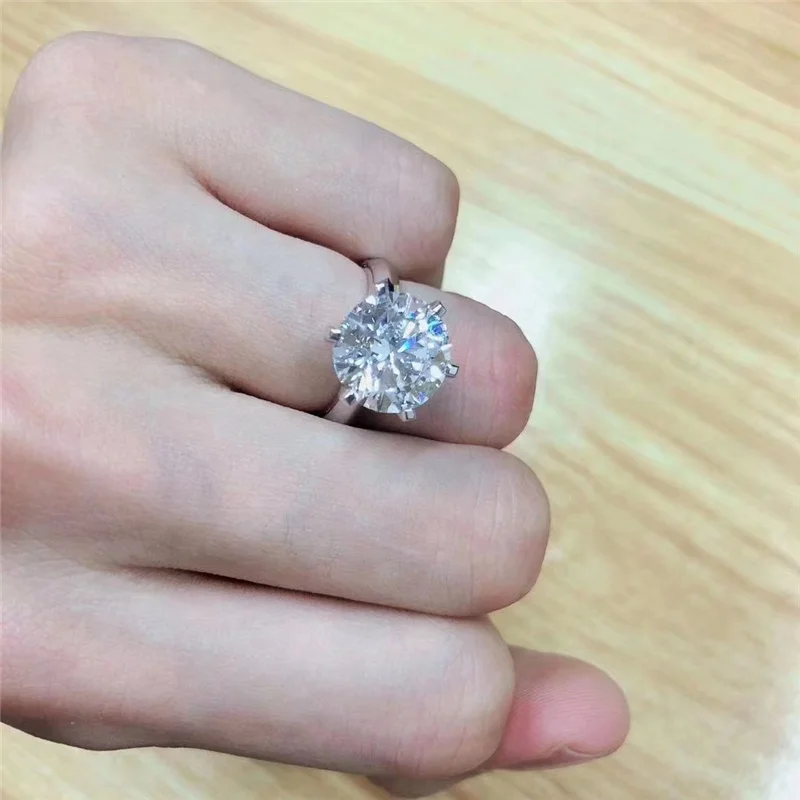 Super white color Round Brilliant DEF color VVS 6.50mm 1 ct  Moissanite Synthetic  Diamond for sale