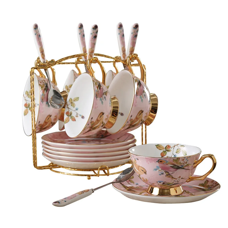 2022 Hotsale European Style Bone China Coffee Cup Set Creative Ceramic Phnom Penh Afternoon Tea Cup Saucer Cup With Spoon