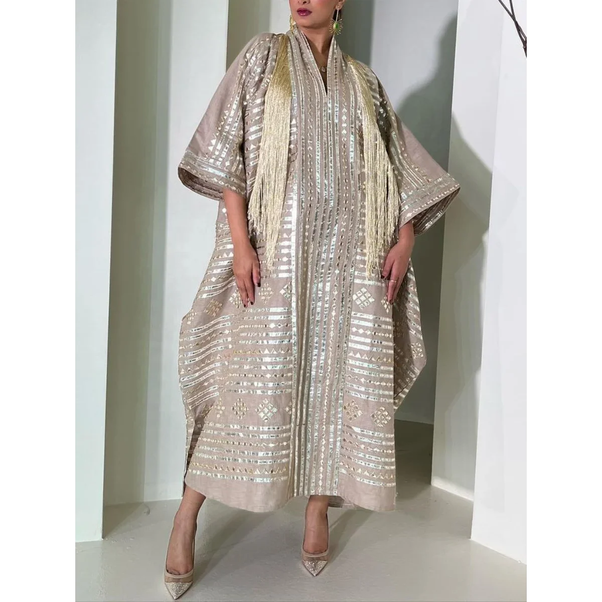 Custom OEM Middle east Arab Kuwait Golden Print Tassel Design V Neck Elegant Kaftan Dress