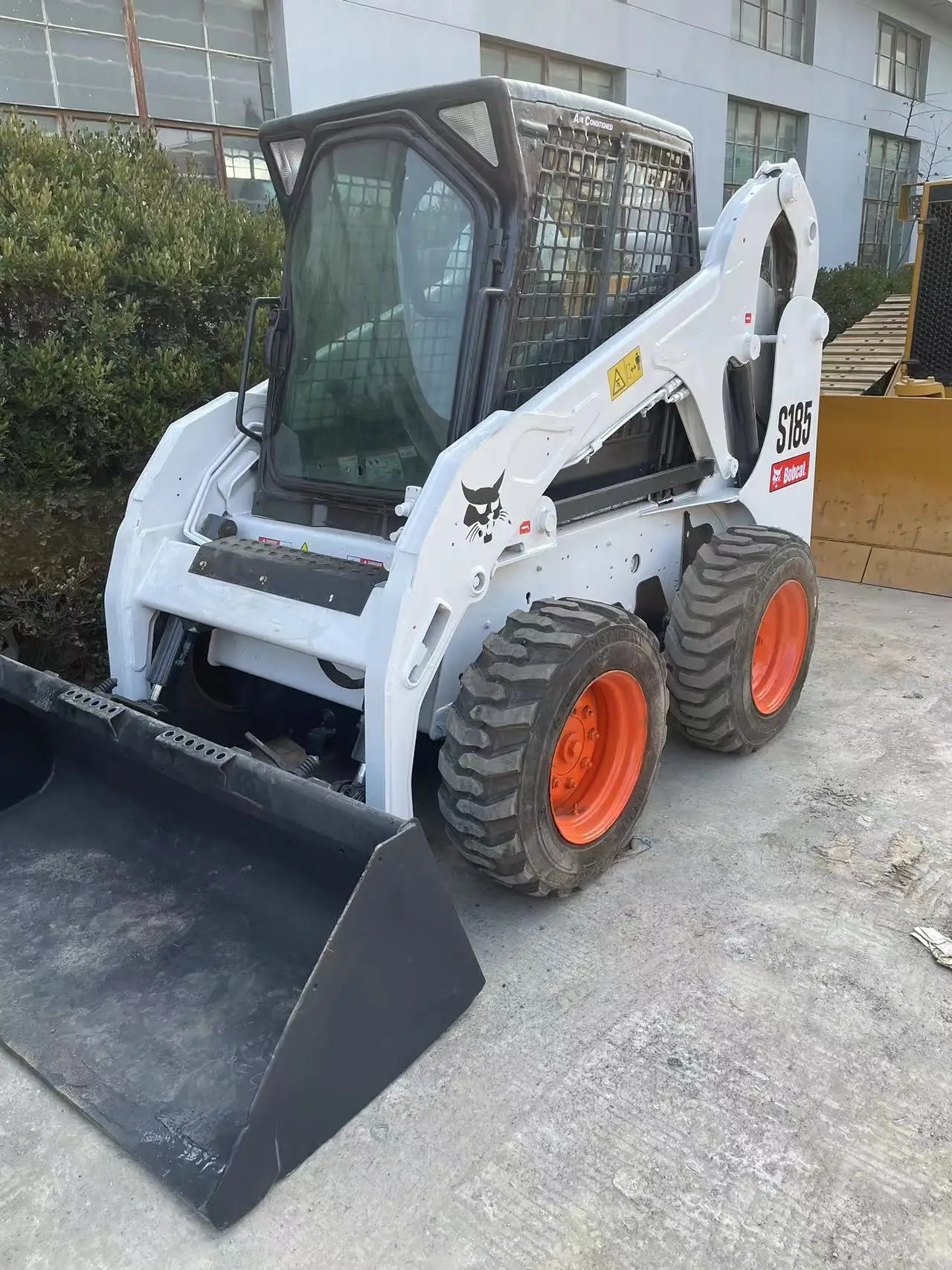 Low Working Hours Used 2019 year Bobcat S185 Skid Steer Loader in Our Warehouse Now