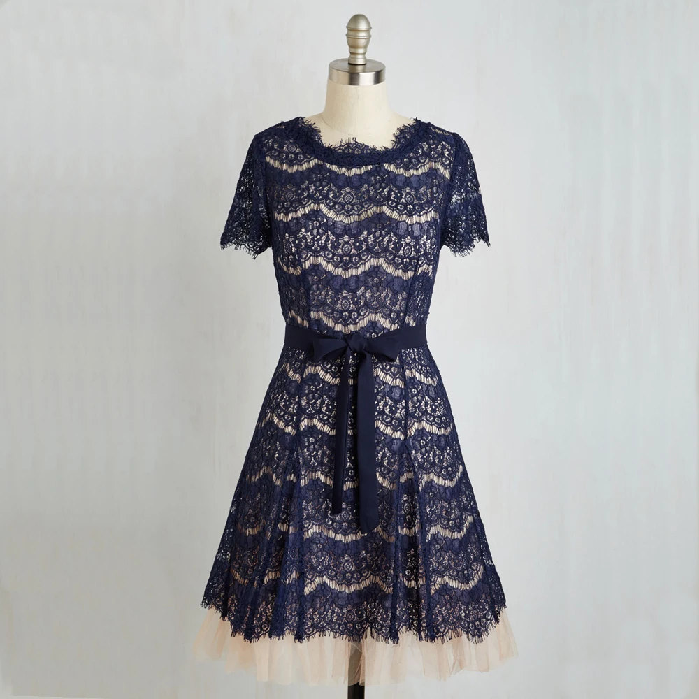 
latest formal lace dress fashion patterns 