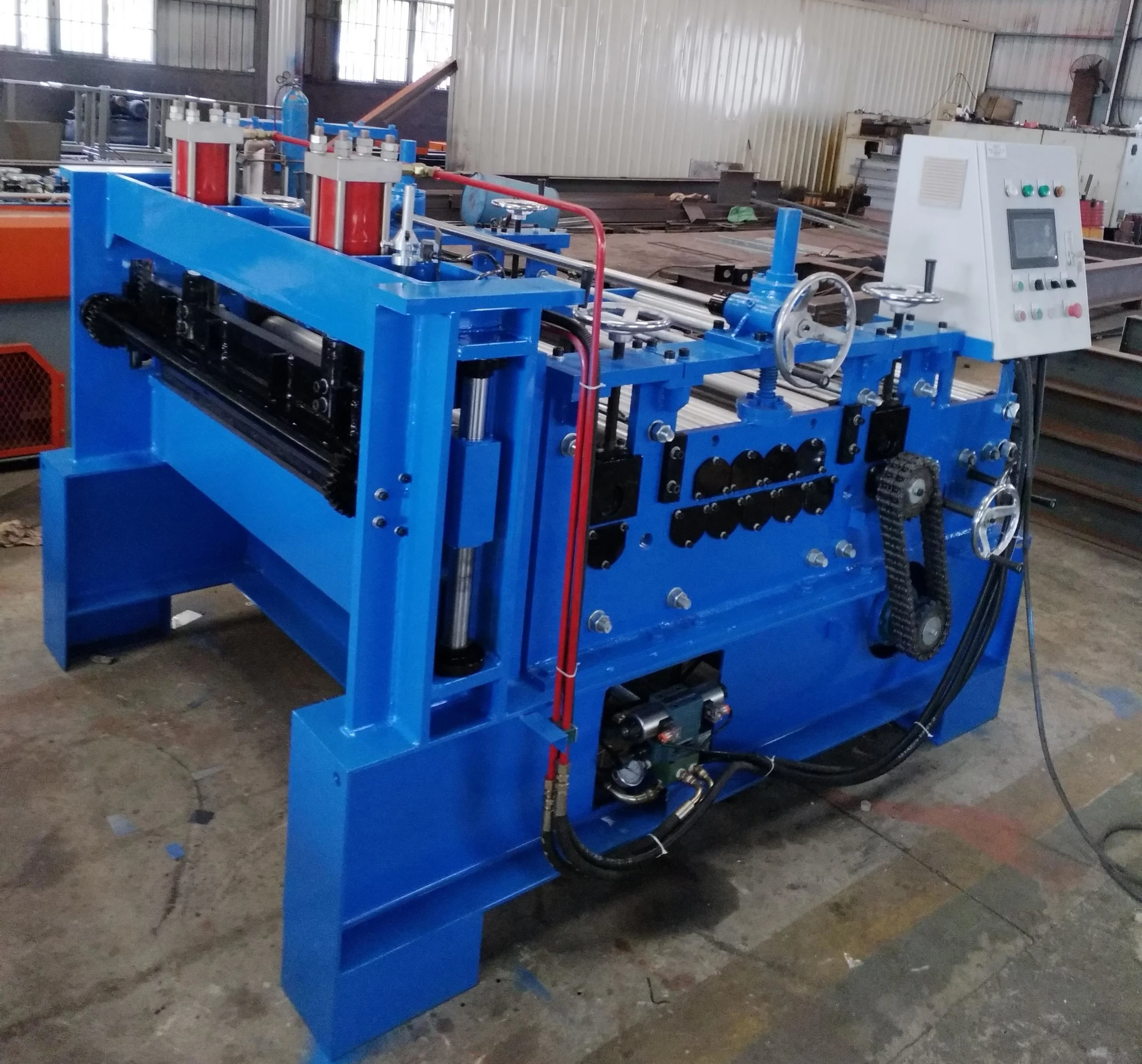 Гидравлическая машина для выравнивания листового металла