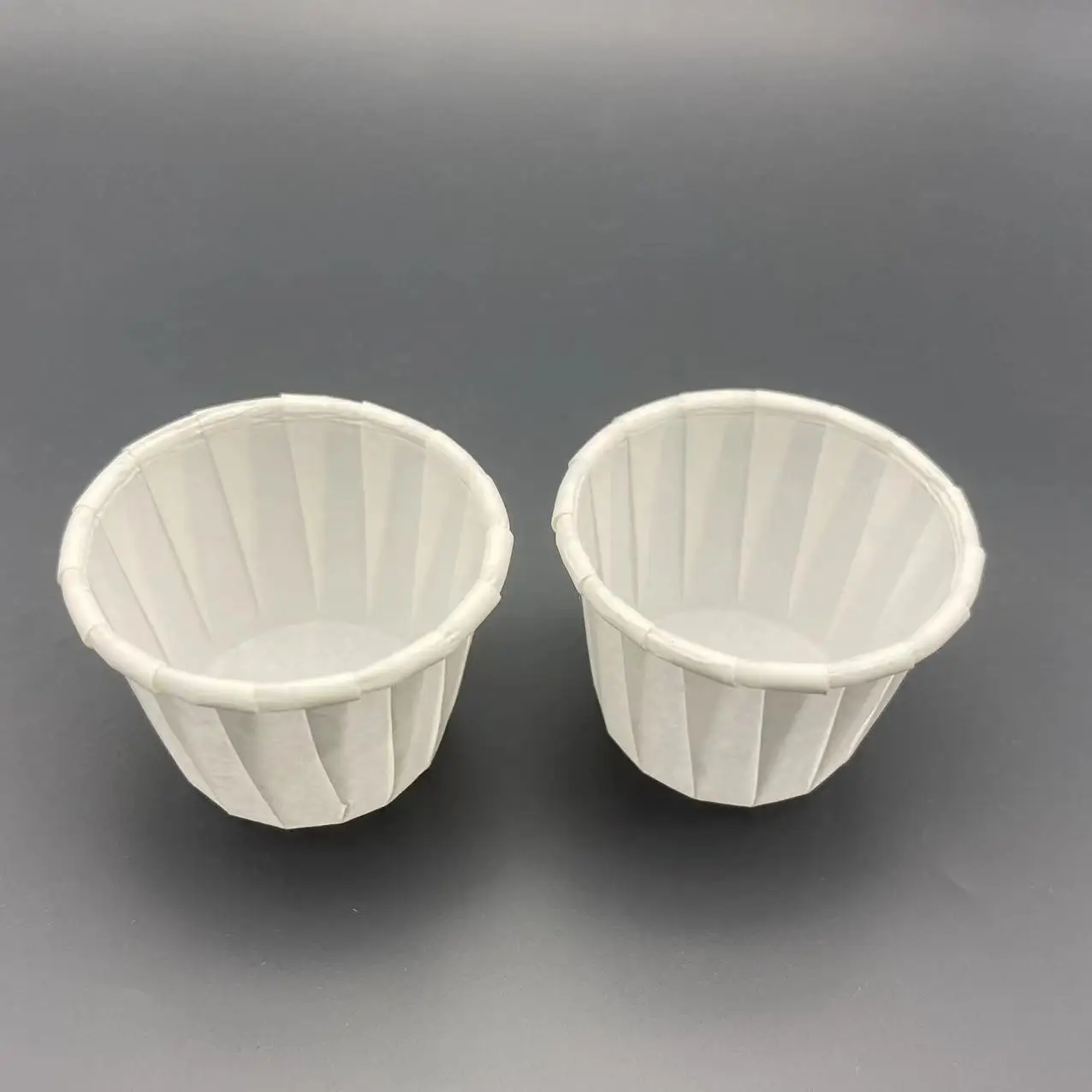 High Quality Single Wall 0.5oz-3oz Craft Paper Souffle Cups Gold Foil Printed Sauce Mini Cups at Factory Price