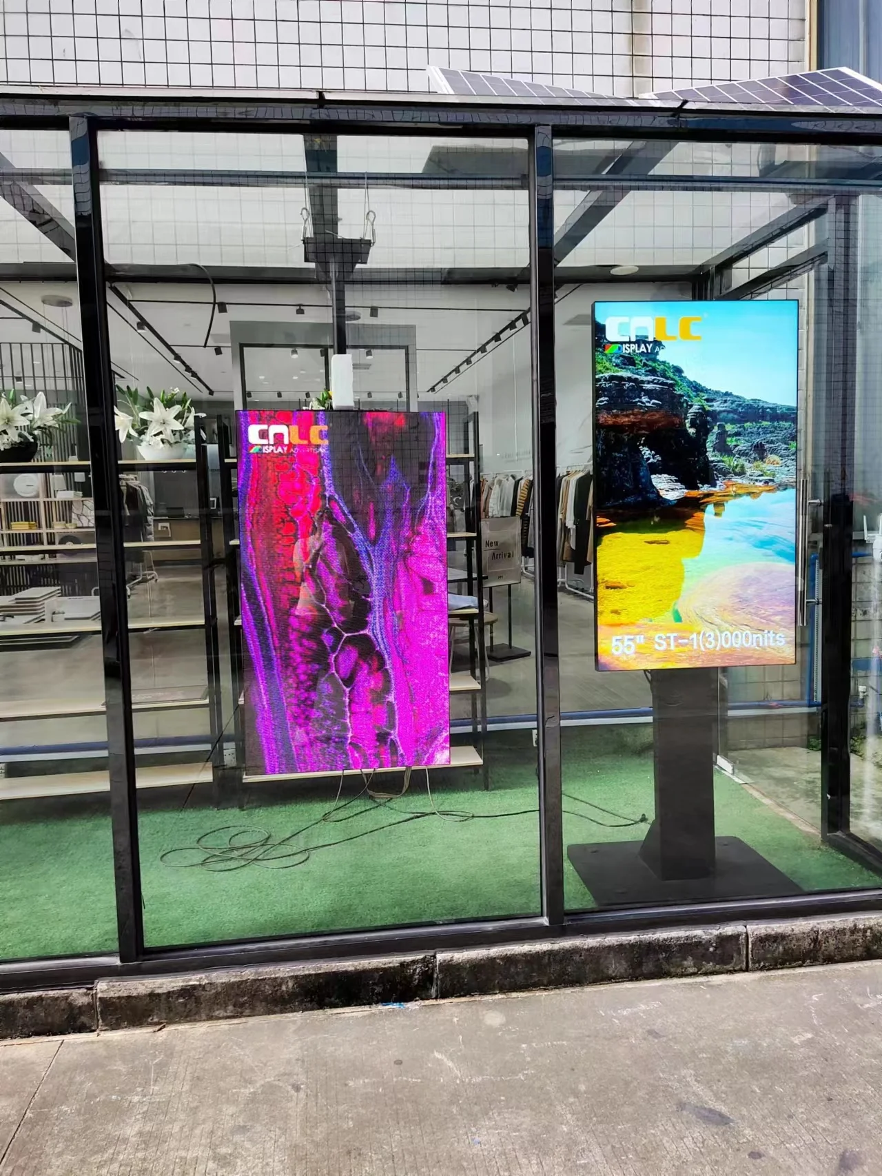 wholesale price Window facing digital signage high clearly LCD full color led outdoor advertising screen