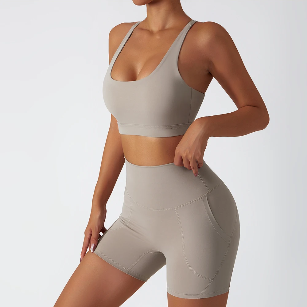 Eco Friendly Recycled Fabric 2 Piece With Pockets Short Leggings Women Fitness & Yoga Wear Sports Bra Gym Fitness Sets