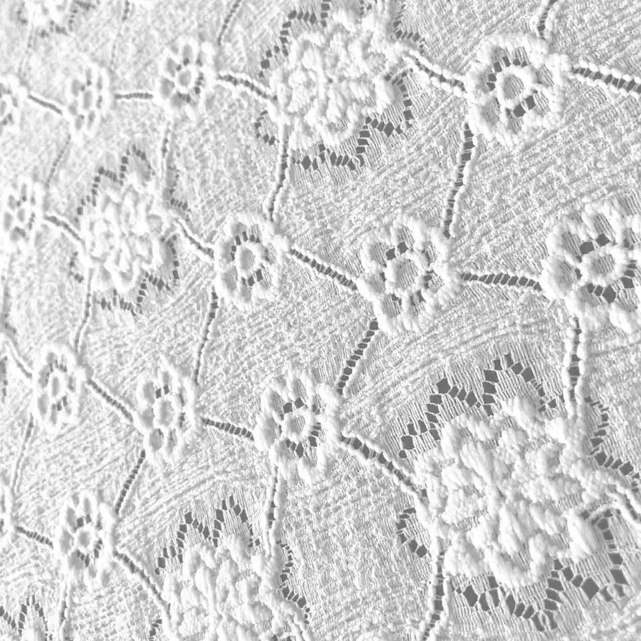 Оптовая продажа дешевая цена плиссированная белая вышитая Цветочная вязаная жаккардовая ткань для свадьбы