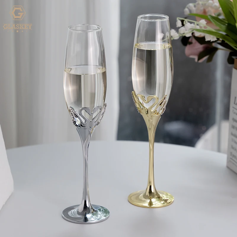 Creative Swan Crystal Glass With Diamond Goblet Luxury Wedding Champagne Glass Vintage Gold Silver Wine Glass
