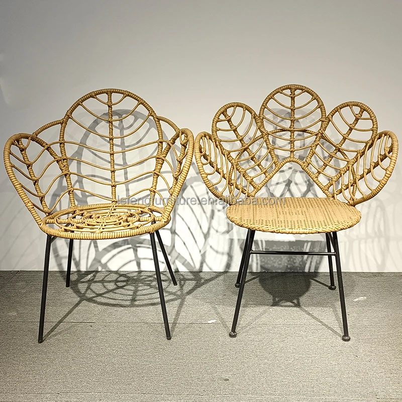 Wholesale Outdoor Furniture Restaurant Metal PE Rattan Bar Stool High Chair with Cushions Cheap Rattan Wicker Bar Stools