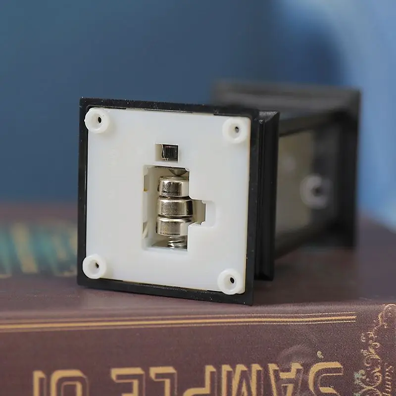 Top Sell Hanging Natural Home Decoration, Christmas Candle Holder Lantern Brown Color Plastic Led Candlestick Lamp