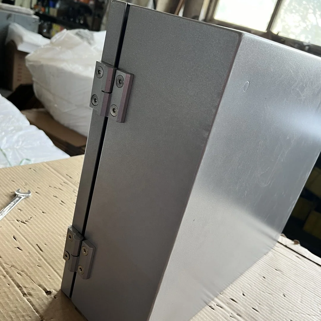 Professional Custom Bending Metal Steel Gas Meter Outer Enclosure Sheet Metal Fabrication with Lock