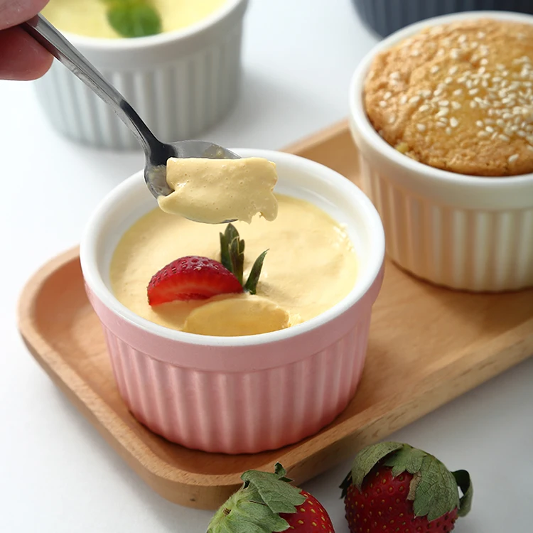 
Wholesale Round Baking Cake Souffle Dessert Personalized Ceramic Ramekin Bowl 