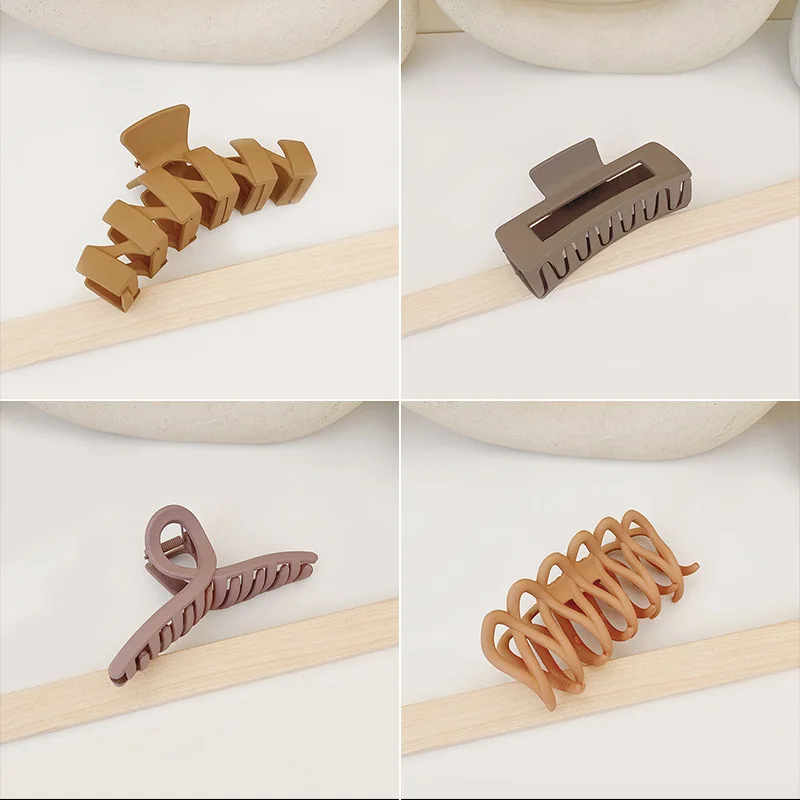 Fashion Large Plastic Matte Hair Claw Hairpins Gripping Hair Clip Acrylic Hair Accessories Claw Clip For Women Girls