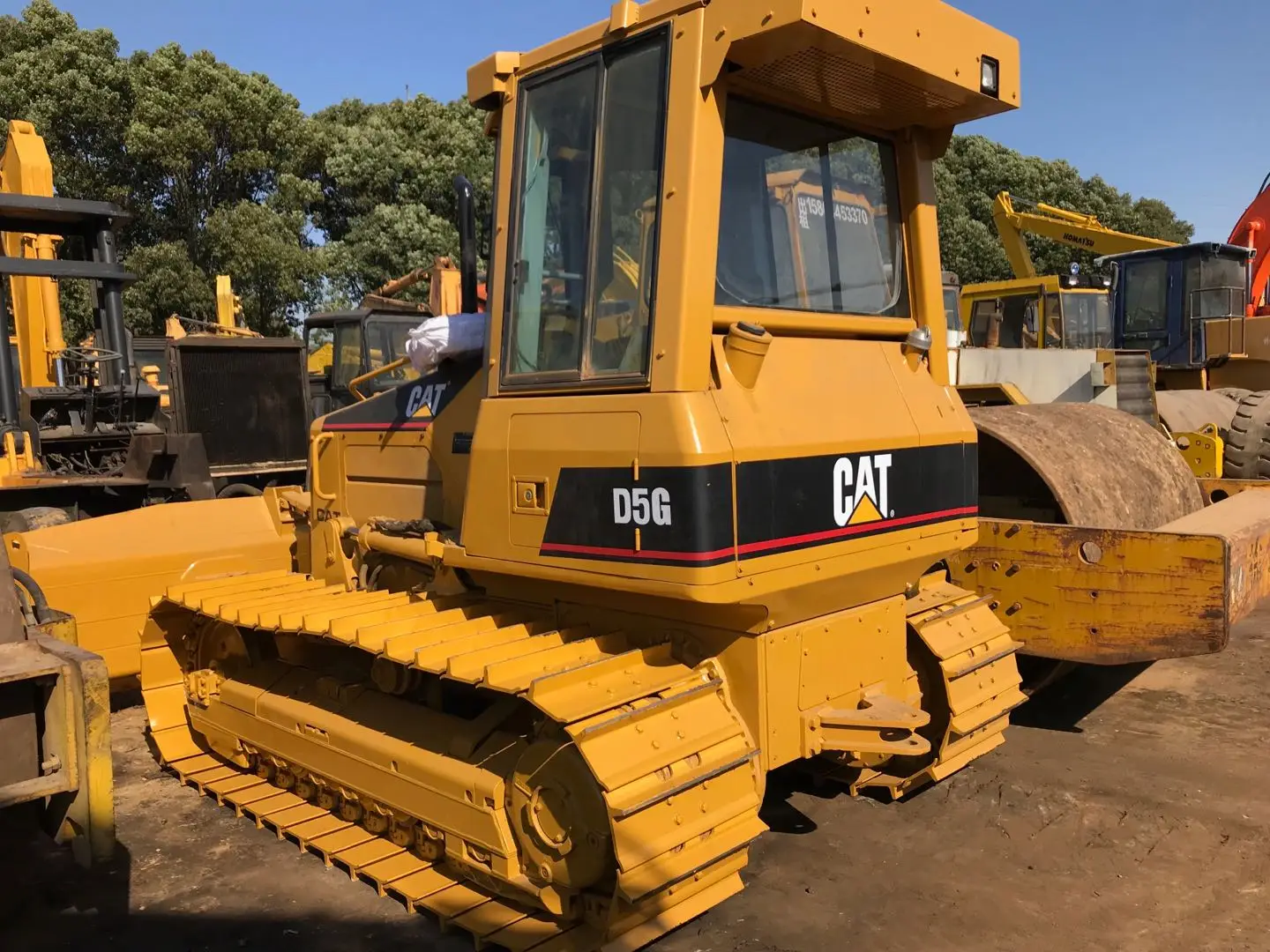 10 тонн Подержанный строительный бульдозер CAT D5G для продажи оригинальный в хорошем состоянии