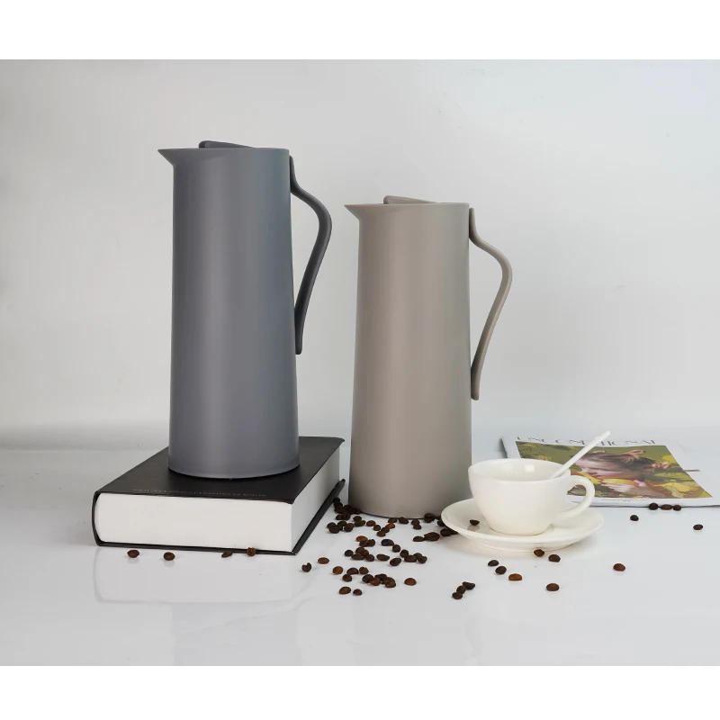Wholesale double wall PP outer glass inner vacuum insulated coffee jug