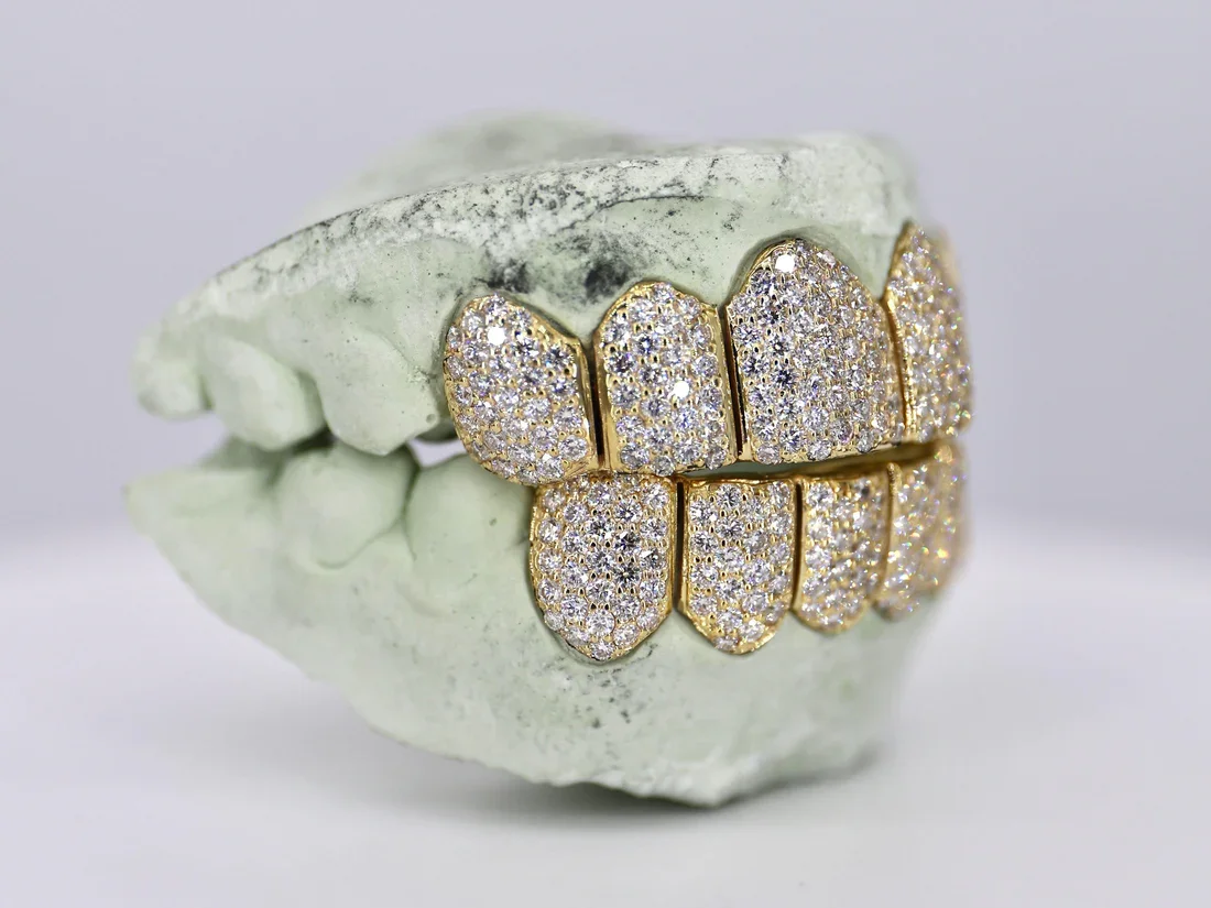 Hip Hop Jewelry Sterling Silver 925 Gold Plated 18K VVS Moissanite Custom Iecd Out Bling Teeth Grillz