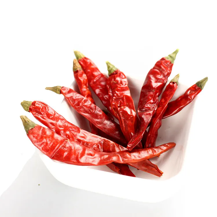 Price Of Chinese Spicy Tasted Cayenne Pepper Dried Red Pepper Flakes