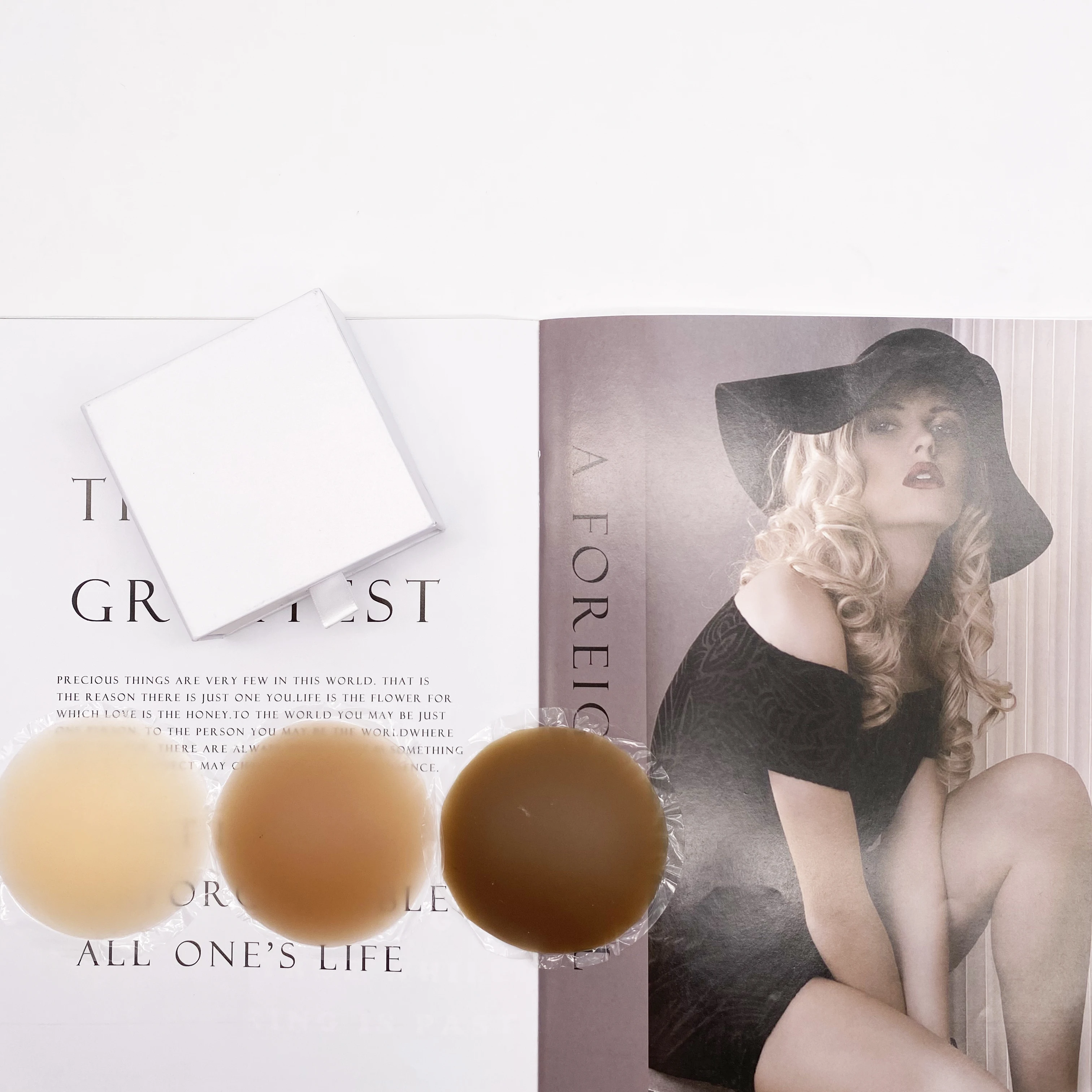 Factory Wholesale Comfortable Reusable  Self Adhesive Silicone Nipple Pasties Eco-Friendly Matte Nipple Cover
