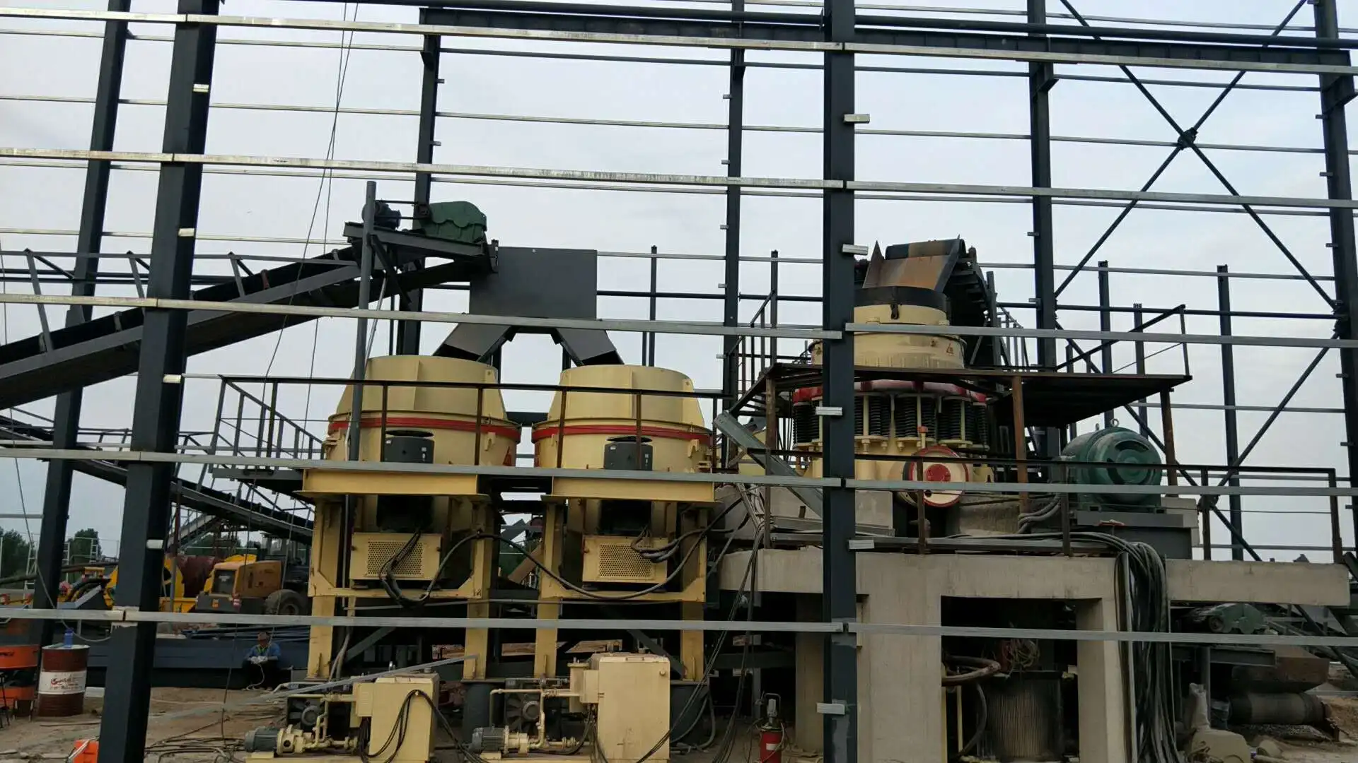 Easy operate River stone vertical shaft impact sand making machine crusher for brick making mining machine