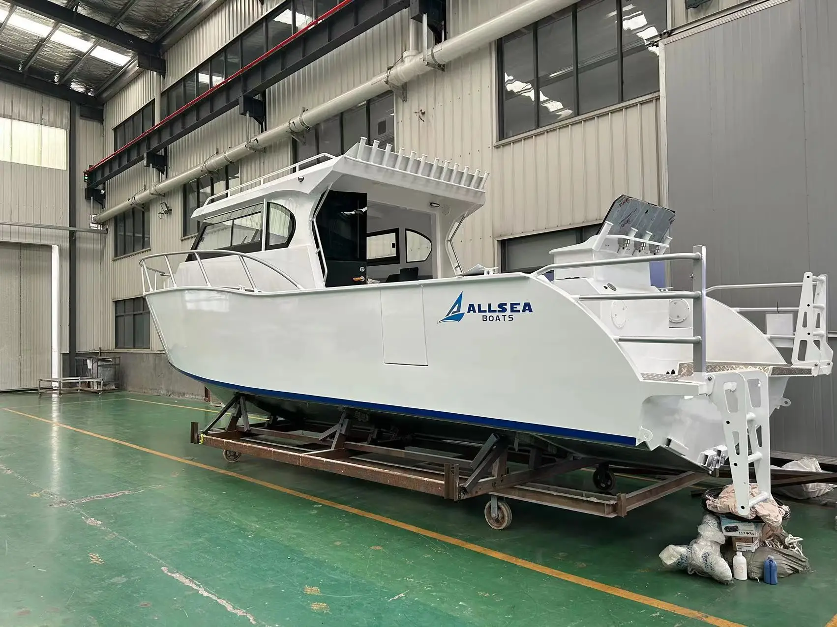 Profisher 9.6m/29ft Aluminum Alloy Yacht Large Space with Comfortable Colors and Many Choices for Fishing Boats