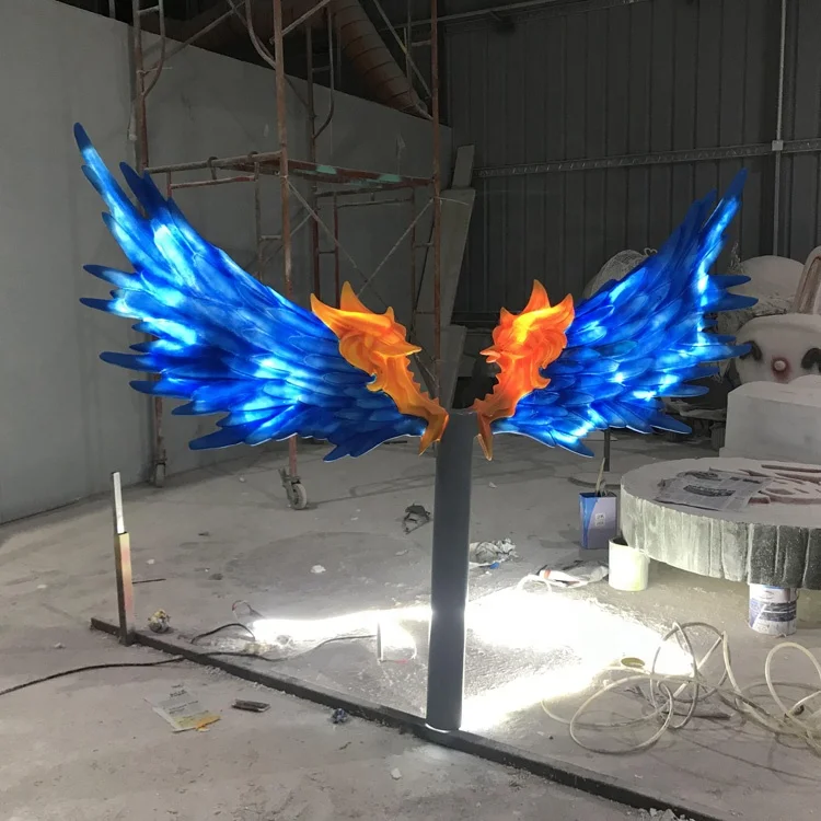 Fiberglass purple wings Dragon scale statue Outdoor square large wing model Resin fiber arts and crafts ornaments