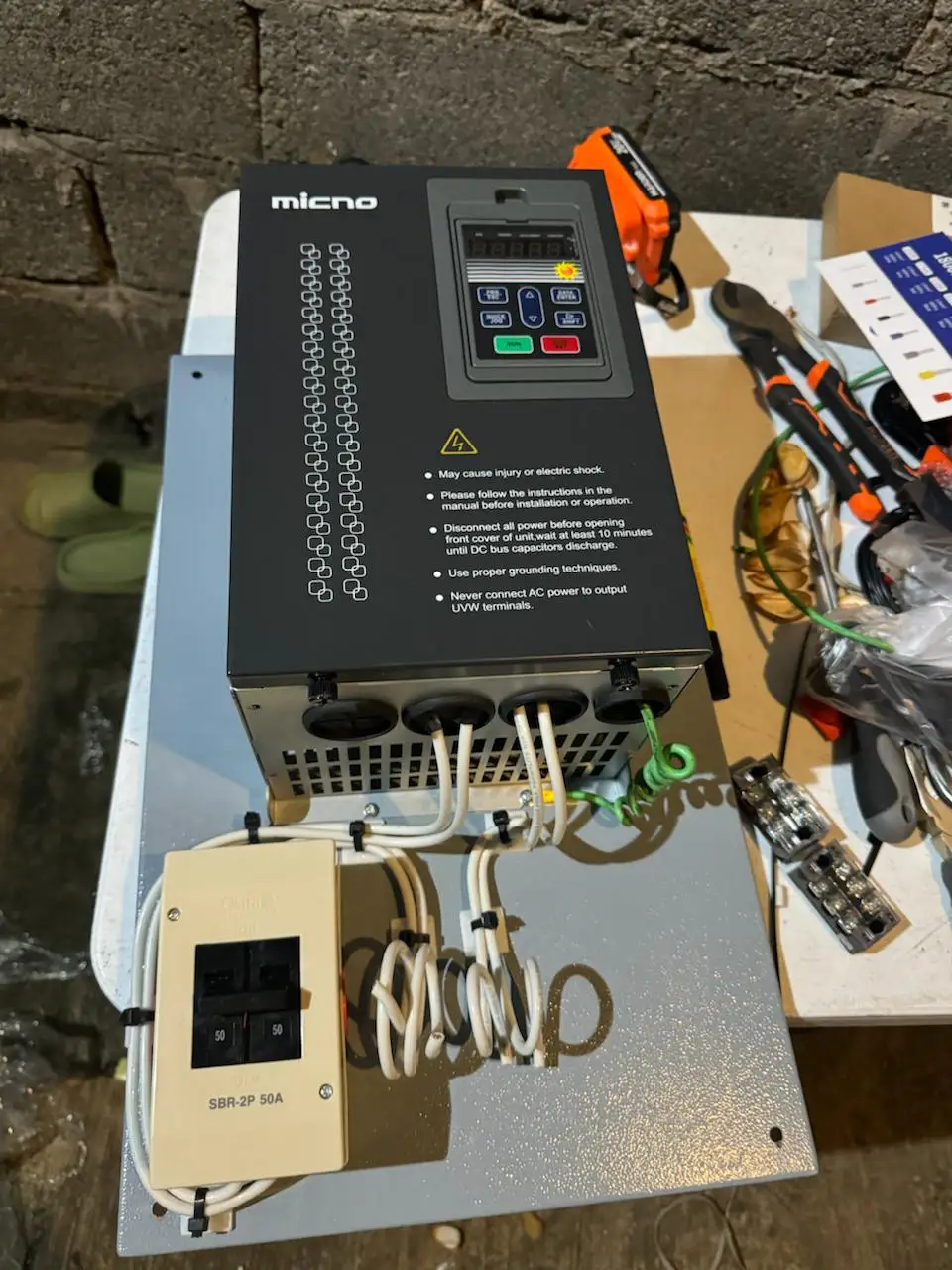 75kw 100HP solar pump inverter with MPPT 3 phase 380v 440v water pump inverter Dc-Ac   Frequency Inverter