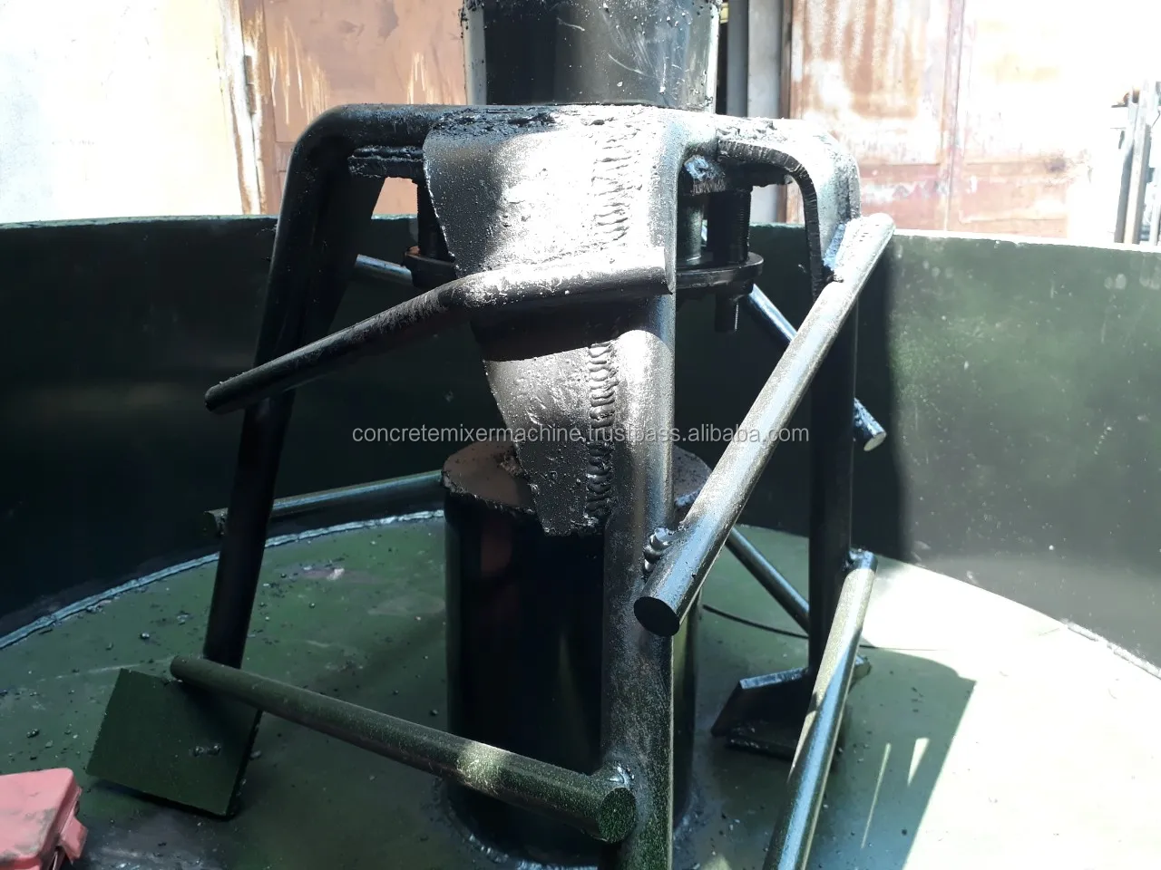 Whatsapp +84986455293 Pan concrete mixer 250L capacity origin from Lachong