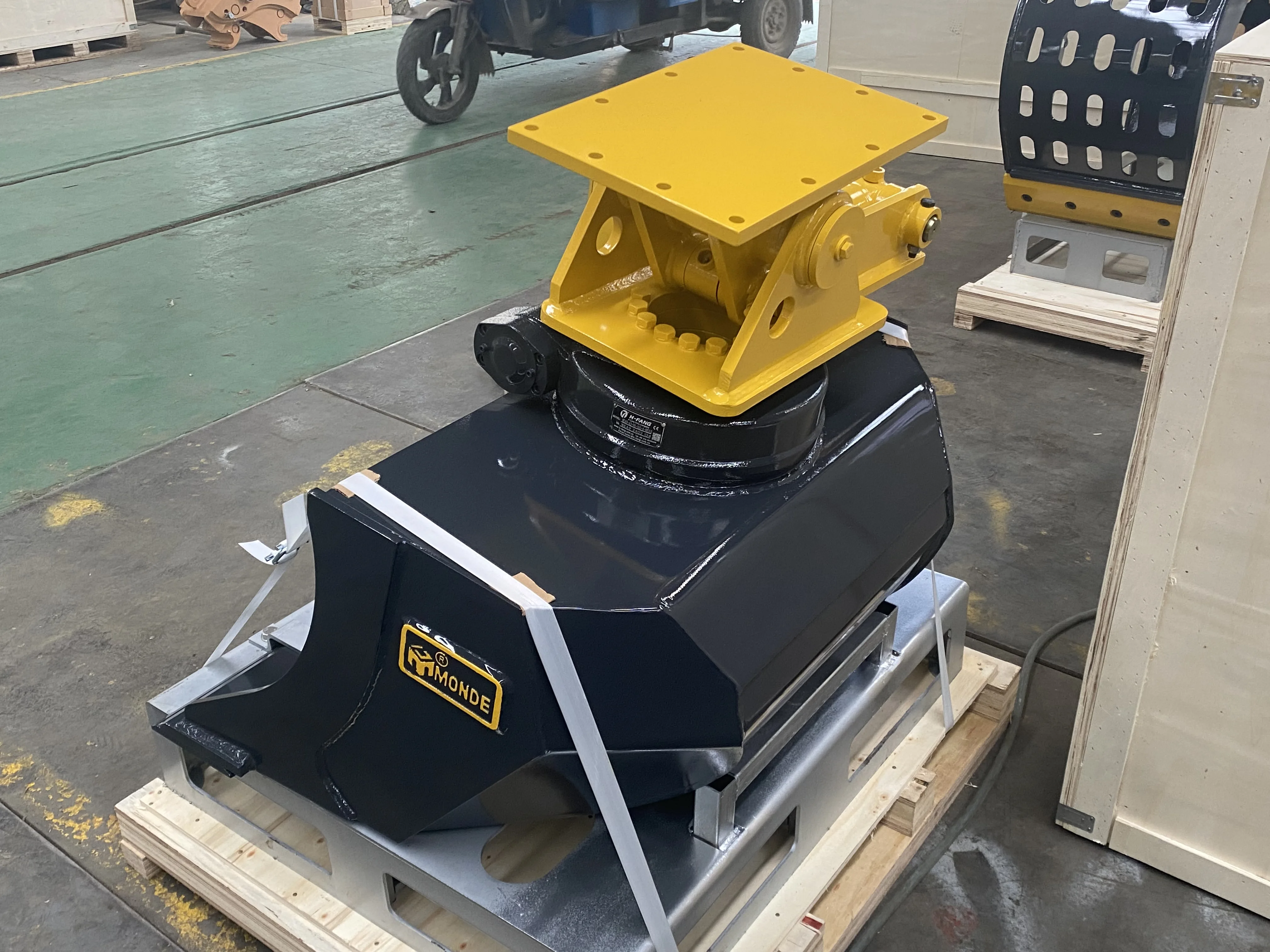 MONDE High Quality Hydraulic Mini Excavator Tilt Bucket For Sale