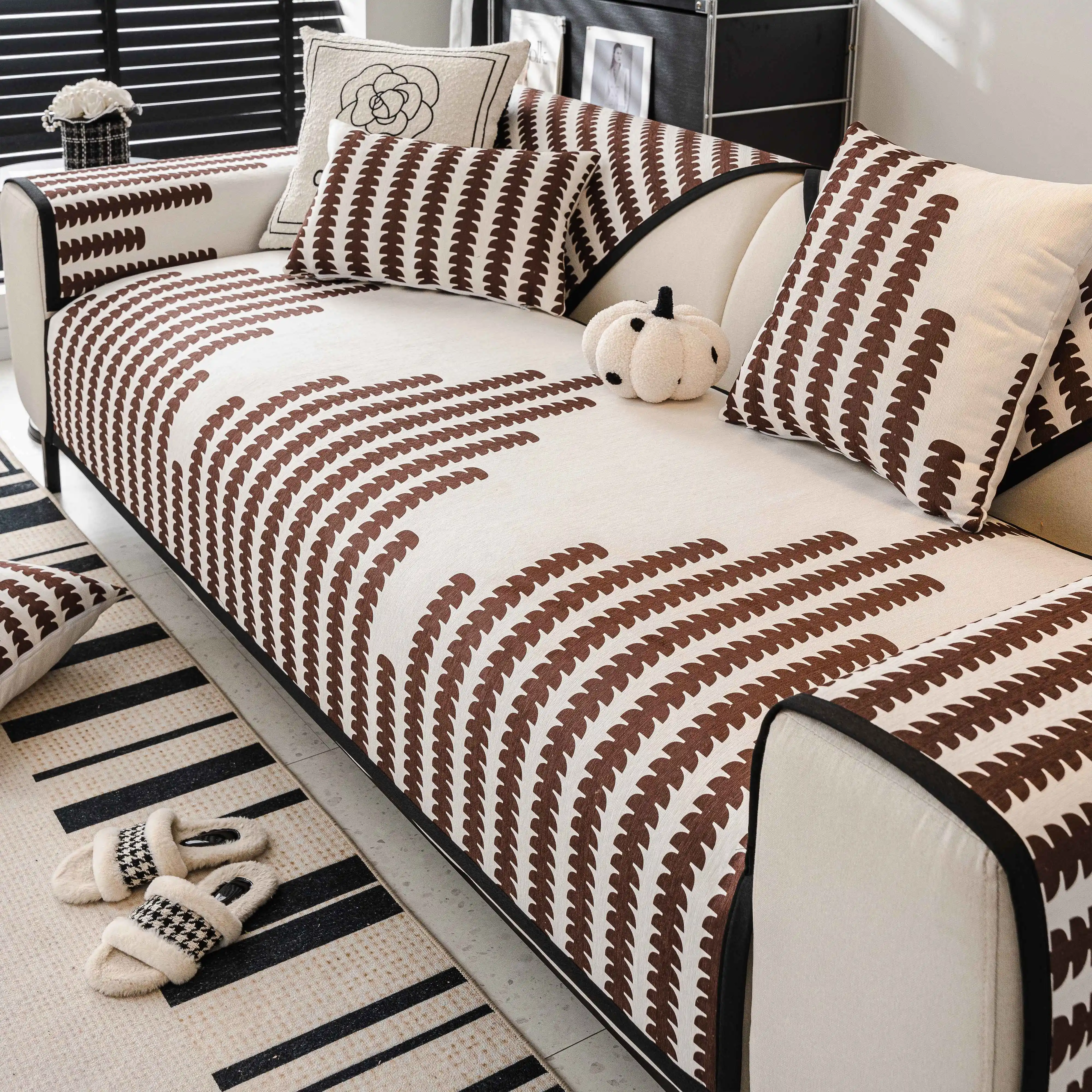 Four Seasons Sofa Cover With Simple Modern Non-Slip Sofa C Cover Cat Scratch Protection