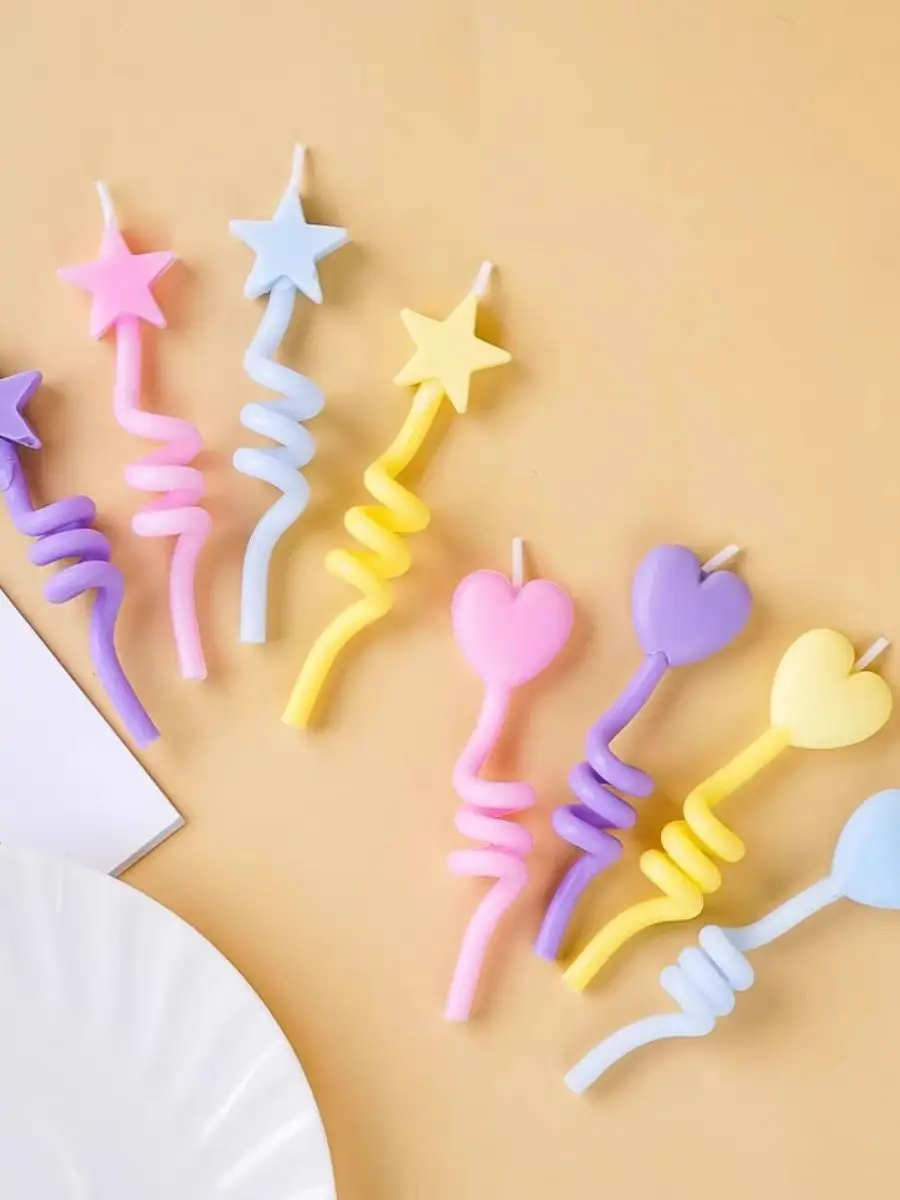 Creative spiral candles Heart and star shaped Birthday Candles to light up happy hours