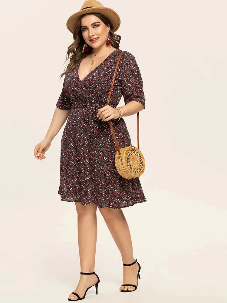 V-neck Long Skirt with Lantern Sleeves flora Printed plus size Dress