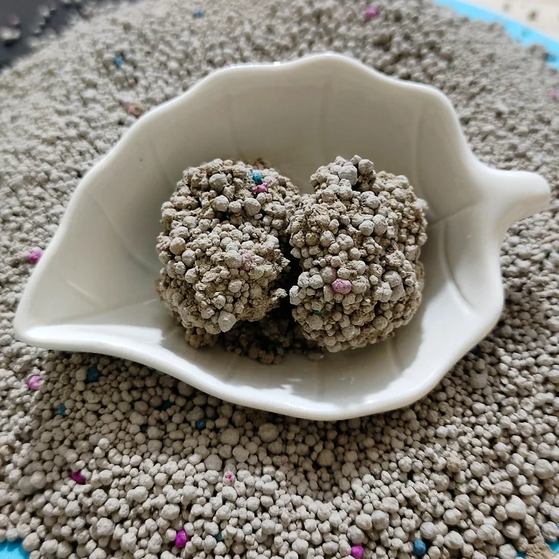 OEM 100% Natural Sodium Cat Sand Lemon Scent Odour Lock Strong Dust Free Clumping Bentonite Cat Litter