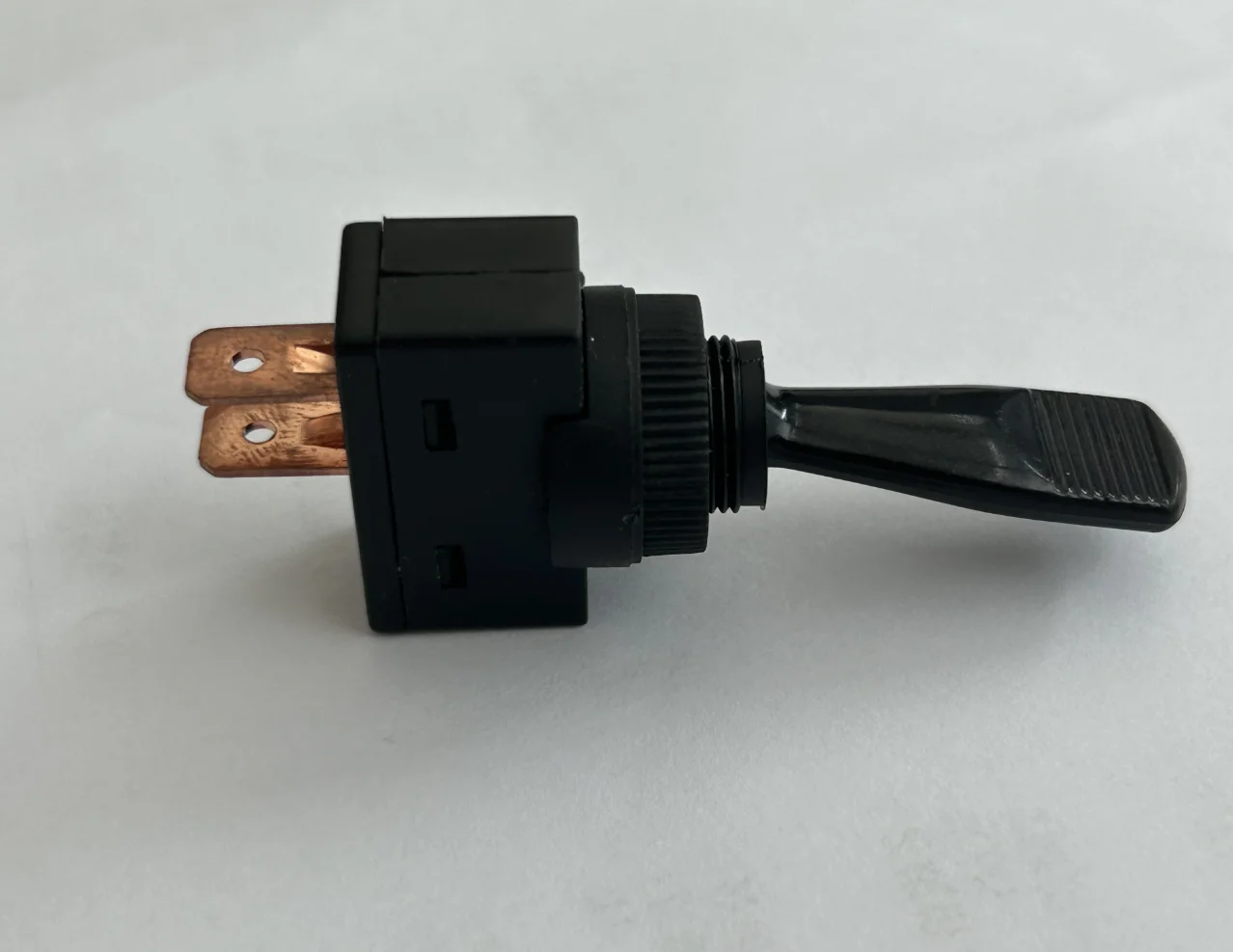 YF plastic  Handle  UL Toggle Switches for Cars Toggle Switch20A 12VDC 10A 125VAC