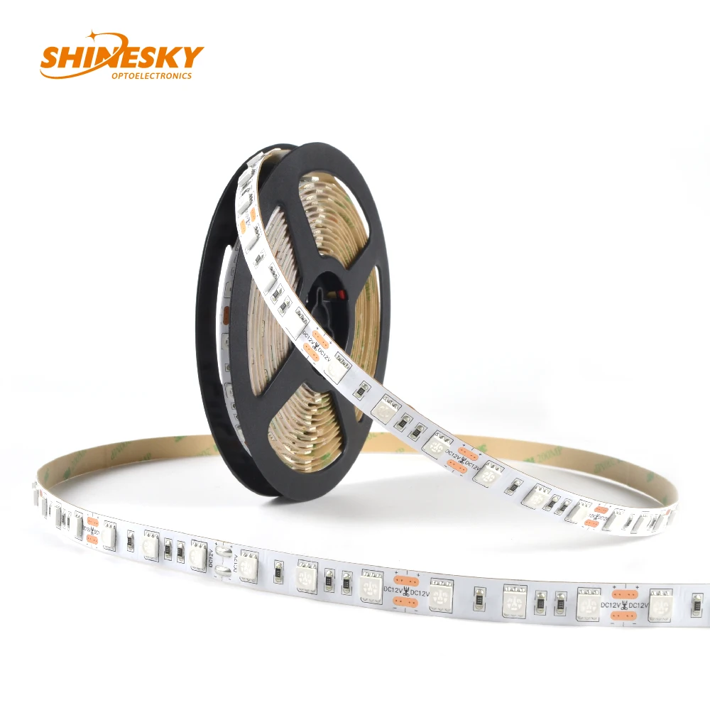 Заводская цена для SMD 5050 60 светодиодов/м 120 высокой яркости Высокая эффективность более 70 лм/Вт светодиодные полосы света